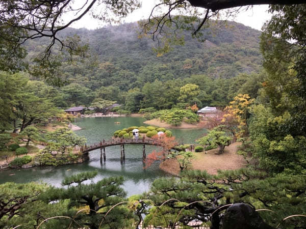 高松の海と庭園を臨む絶景カフェギャラリー、さろんぶるー&掬月亭