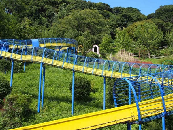 子どもと行きたい横浜のおすすめ公園22選！大型遊具・ロング滑り台など設備充実の公園特集