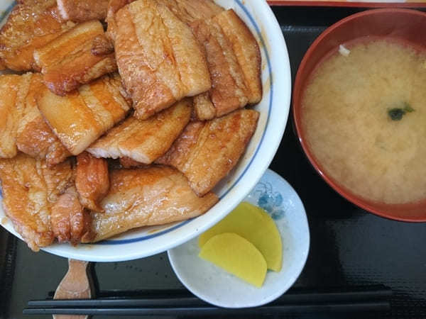 【北海道】いつでも大行列！「ぶた丼のとん田」で帯広名物 豚丼を食べよう！