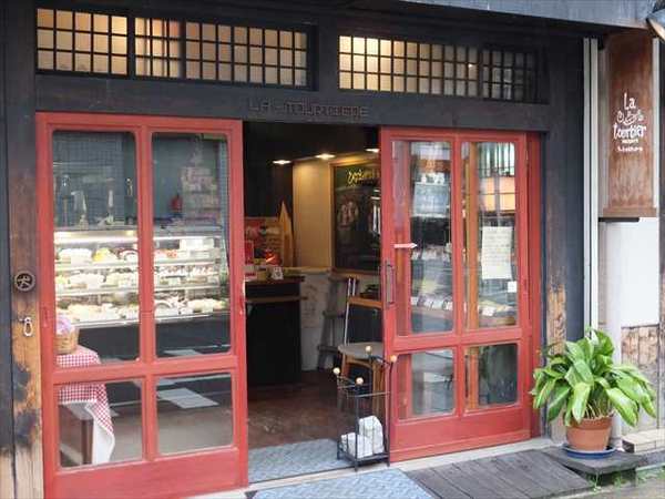 西宮市のケーキ屋おすすめ22選！手土産・誕生日に人気な名店や駅チカ店も！