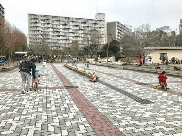 【都内近郊】無料の子供遊び場！動物とも触れ合える「浦安市交通公園」がおすすめ1.jpg