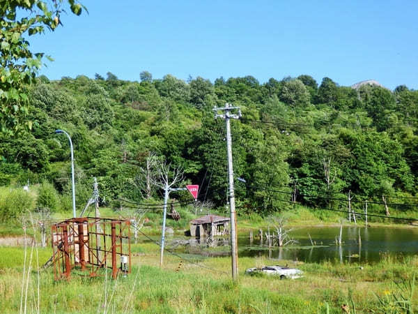 噴火の怖さを未来に伝える。北海道・有珠山西山山麓火口散策路を歩く