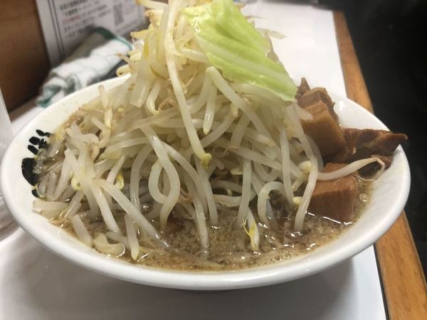 秋田の二郎系ラーメン17選！ジロリアンも満足なデカ盛りインスパイア系も！