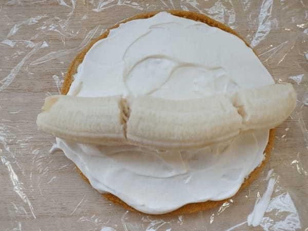 オートミールで”まるごとバナナ”ができる？！低糖質バナナオムレット