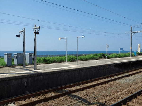 【新潟県・海が見える駅】心癒す日本海が見える！羽越本線に乗って村上エリアを旅しよう1.jpg