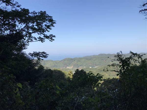 【千葉】「鋸山」登山はまるで遺跡探検！？「さすけ食堂」で幻の黄金アジフライも