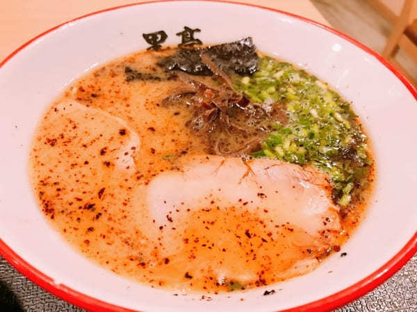 熊本ラーメンなら「黒亭」がお勧め！卵黄がのった玉子入ラーメンは絶品！