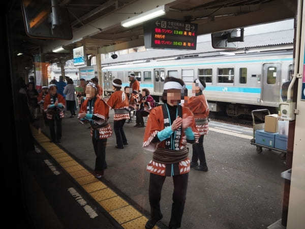 大人の遊山を楽しむ列車旅「四国まんなか千年ものがたり」