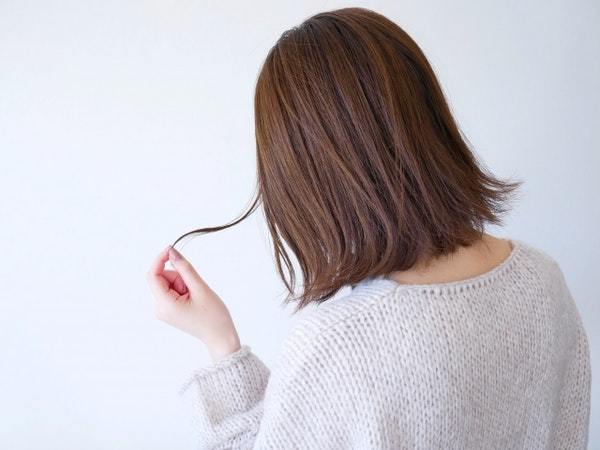 アラサー女性に似合う髪型は?注意点やおすすめの髪型6つを紹介