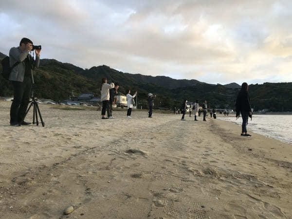 【日本のウユニ塩湖・香川県父母ヶ浜】満潮でもインスタ映え！アプリ不要のスマホ撮影方法を大紹介！