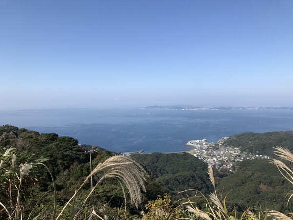 【千葉】「鋸山」登山はまるで遺跡探検！？「さすけ食堂」で幻の黄金アジフライも