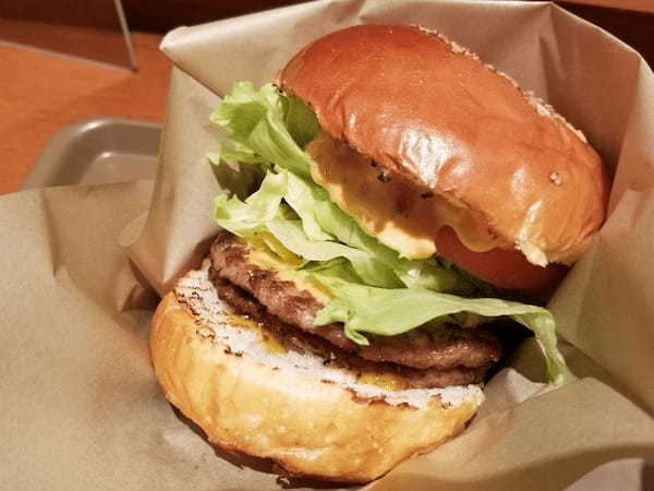 赤羽のおすすめハンバーガー6選！肉汁溢れる人気専門店や便利な駅ナカ店