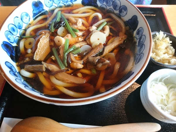 【北海道・中札内】並んででも食べたい！大正末期の古民家で食べる絶品そば「蕎麦 花はな」