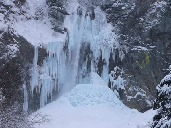 厳冬の奥飛騨、5つの温泉街で「冬景色」をめぐる旅