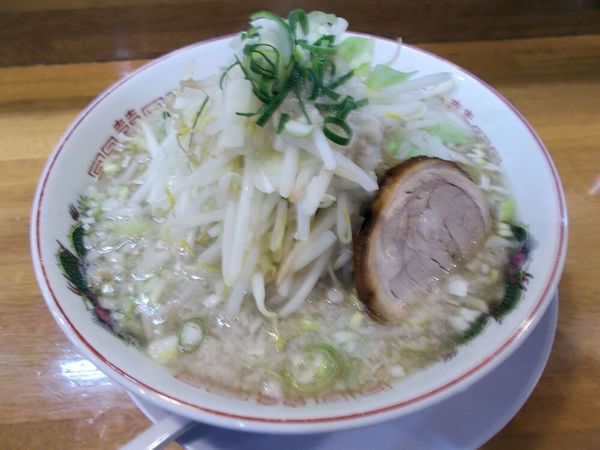 新潟の二郎系ラーメン22選！直系店近くのデカ盛りインスパイア系も！