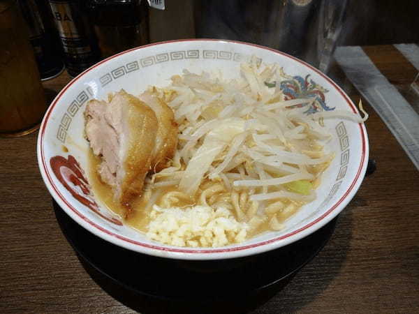 鶴見エリアの二郎系ラーメン4選！ジロリアンも満足なデカ盛りインスパイア系も！