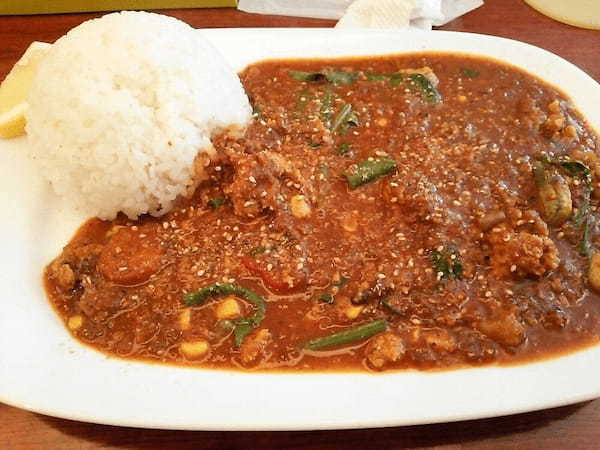 川崎駅周辺の絶品カレー13選！ランチが美味しい人気店やナン食べ放題の名店も！