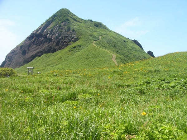 日本海に浮かぶ大きな島「佐渡島」ドライブ立ち寄りスポット8選！