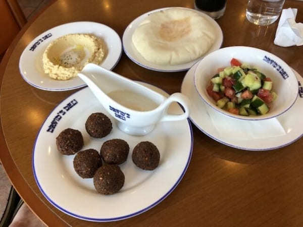 イスラエル料理を東京で食べるならこの3店