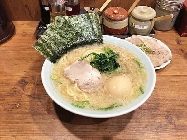 富山の家系ラーメン店15選！本格濃厚スープの名店や深夜営業の人気店も！