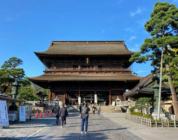 【長野】1泊2日で善光寺・鏡池・戸隠神社を巡る観光モデルコース