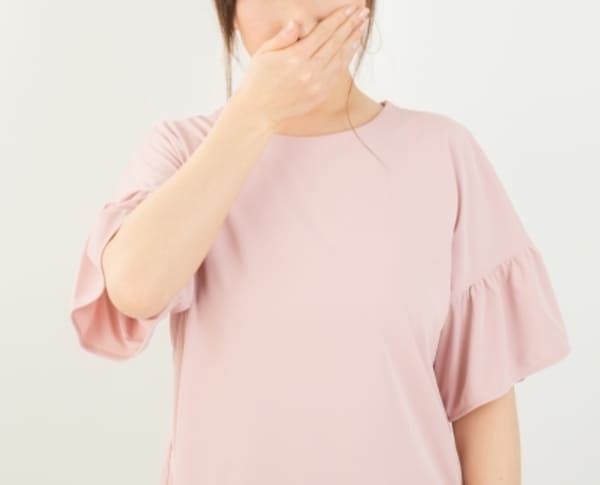 カーテンのカビの落とし方は?洗濯のコツを解説します!