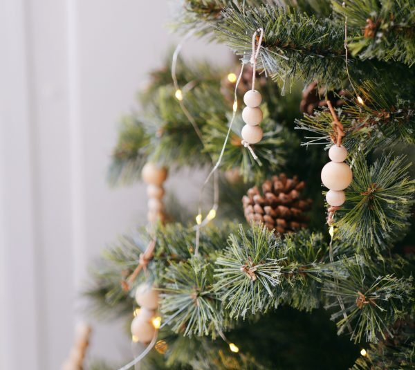 簡単＆かわいい！クリスマスツリーの飾り付けアイデアとオーナメントの作り方まとめ