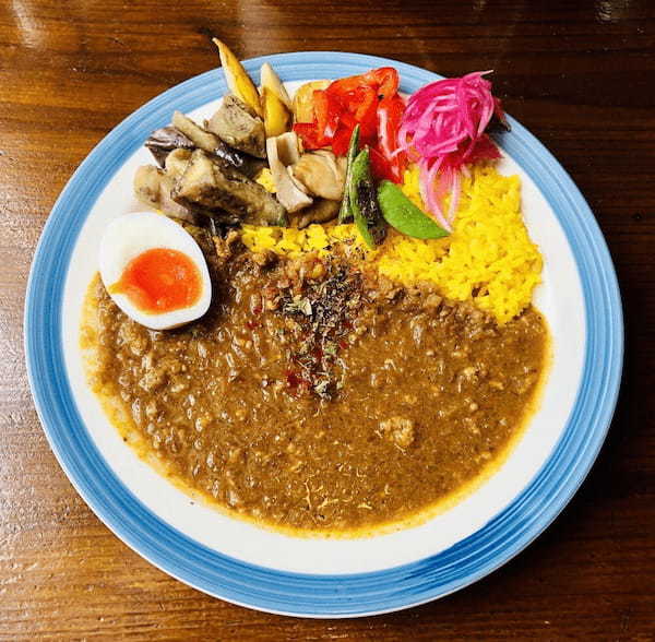 梅田の絶品カレーランチ18選！ミシュラン獲得の名店や駅ナカの老舗も！