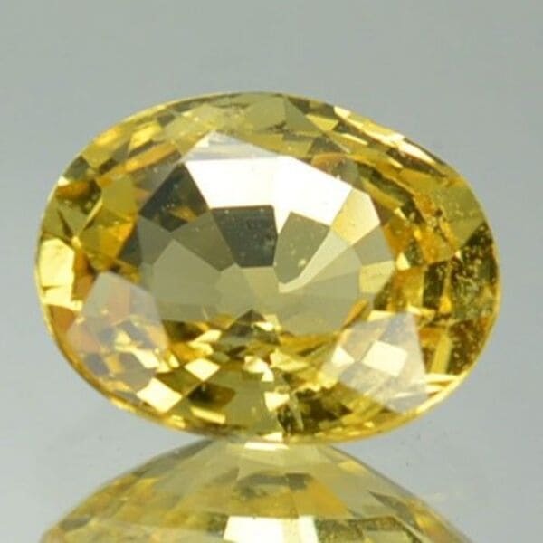 黄色やオレンジ色の宝石15種類の特徴や石言葉をご紹介！