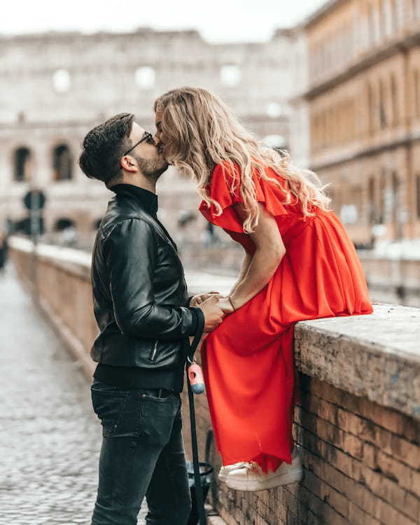 キス魔の特徴は男女で違う！キスをしたがる人の深層心理と対処法とは？