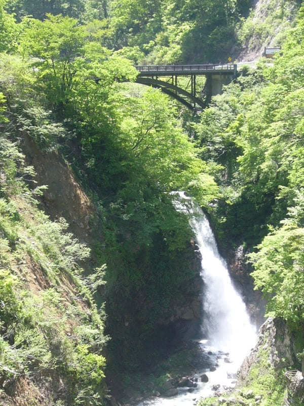 大自然の景色と名湯・秘湯に癒される 新潟 / 妙高高原