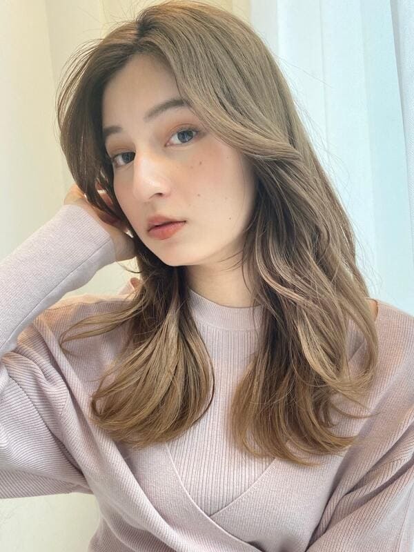 人気スタイリストが教える!秋冬のトレンドヘアカラー&キレイを保つホームケアテクニック