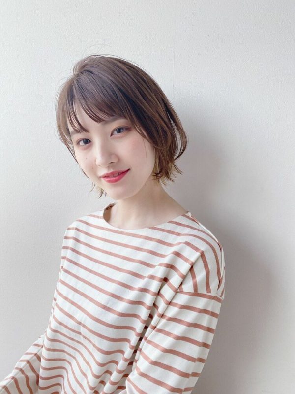 くせ毛を活かしたヘアスタイル集。うねりをチャームポイントにしたおすすめの髪型♪