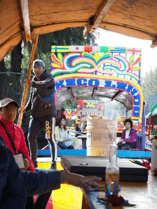 【メキシコシティ】 カラフルな遊覧船でのどかな時間を過ごそう！世界遺産「ソチミルコ」