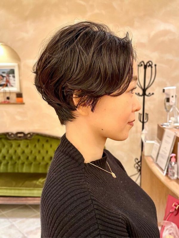 《2023春》最新のショートヘアカタログ。大人女性におすすめのトレンドヘア