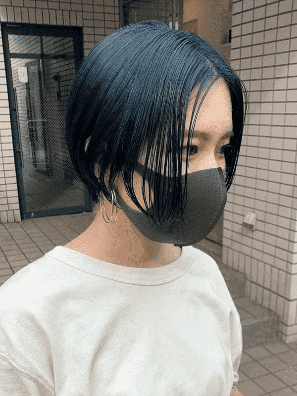 ショート×アッシュのおすすめヘアカラーカタログ。明るめ〜暗めの髪色をご紹介