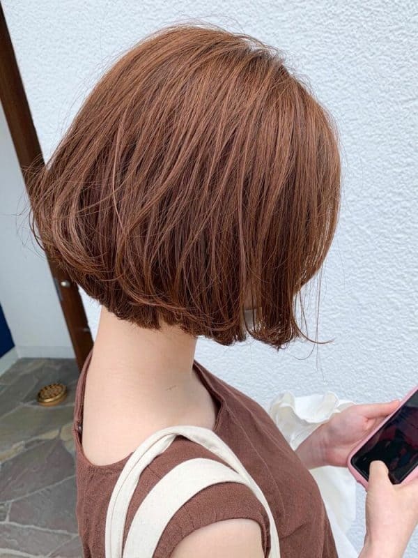 冬におすすめのショートに似合うヘアカラー。明るめ〜暗めの最新の髪色カタログ