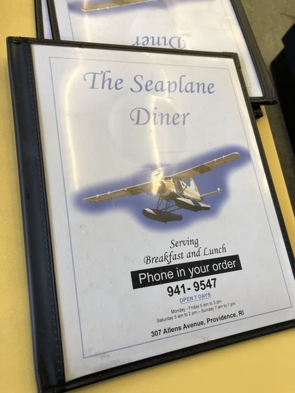 【アメリカ・ロードアイランド州】プロビデンスのアメリカンダイナー「Seaplane Diner」