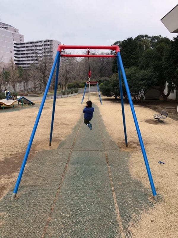 子どもと行きたい横浜のおすすめ公園22選！大型遊具・ロング滑り台など設備充実の公園特集