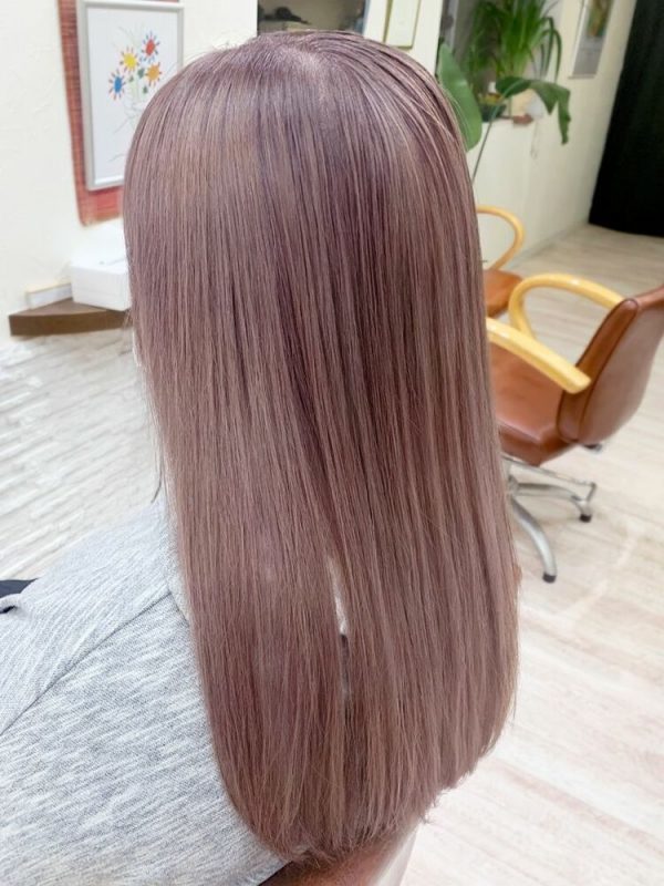 ロングに似合う2022春のヘアカラーカタログ。最新のトレンド感のある髪色