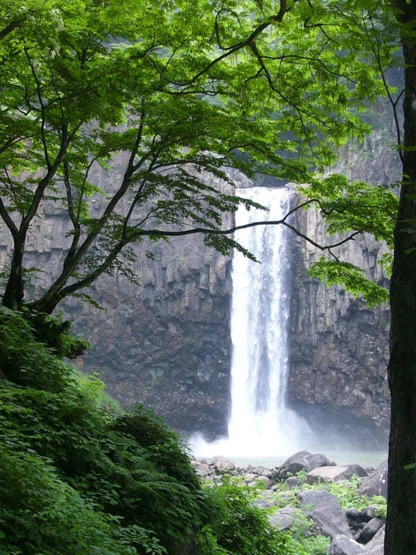 大自然の景色と名湯・秘湯に癒される 新潟 / 妙高高原