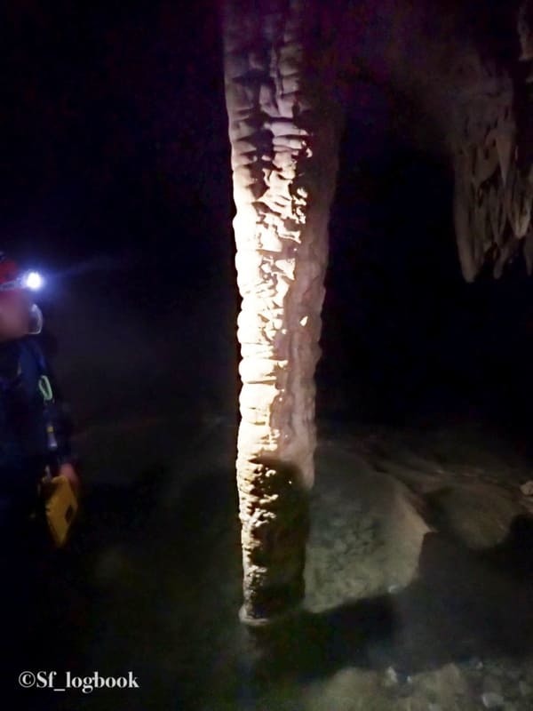 【鹿児島・沖永良部島】地底洞窟探検！大迫力のケイビングツアー