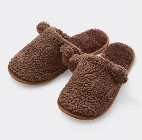 GUで激カワルームシューズ発見。990円の「もこもこパンダ」は買う一択!