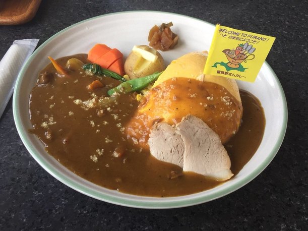 富良野のご当地名物【オムカレー】おすすめ7店！市街地から近いのはここ！