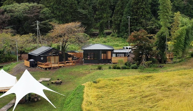 星空・日の出・富士山と、美しさにとことん酔いしれる1日1組限定の贅沢グランピング！