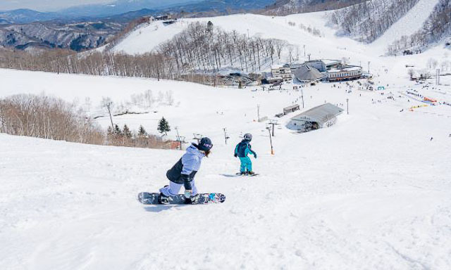 小学生以下はシーズン券が無料に！子どもの雪山デビューを応援するプログラムでスキー＆スノボを満喫しよう【長野・岐阜・群馬・宮城】
