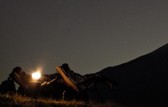 星空・日の出・富士山と、美しさにとことん酔いしれる1日1組限定の贅沢グランピング！