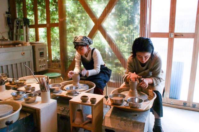 週末だけ開催する陶芸教室。生活をいろどる器を手作りしよう