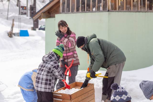 【体験記事】東京から60分の雪国！みなかみ町でガチ雪合戦＆雪上BBQをやってみた！