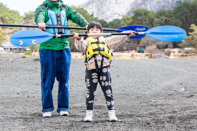 カヤック初体験！透き通る“本栖湖ブルー”の美しさと湖上散歩の気持ち良さに感動しました